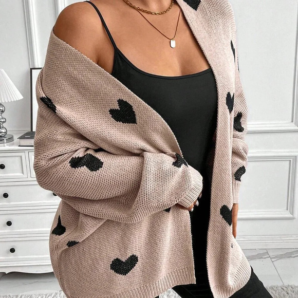 Coffee Brown Casual Women's Plus Size Heart Print Knitted Loose Cardigan - Picture 4 of 6